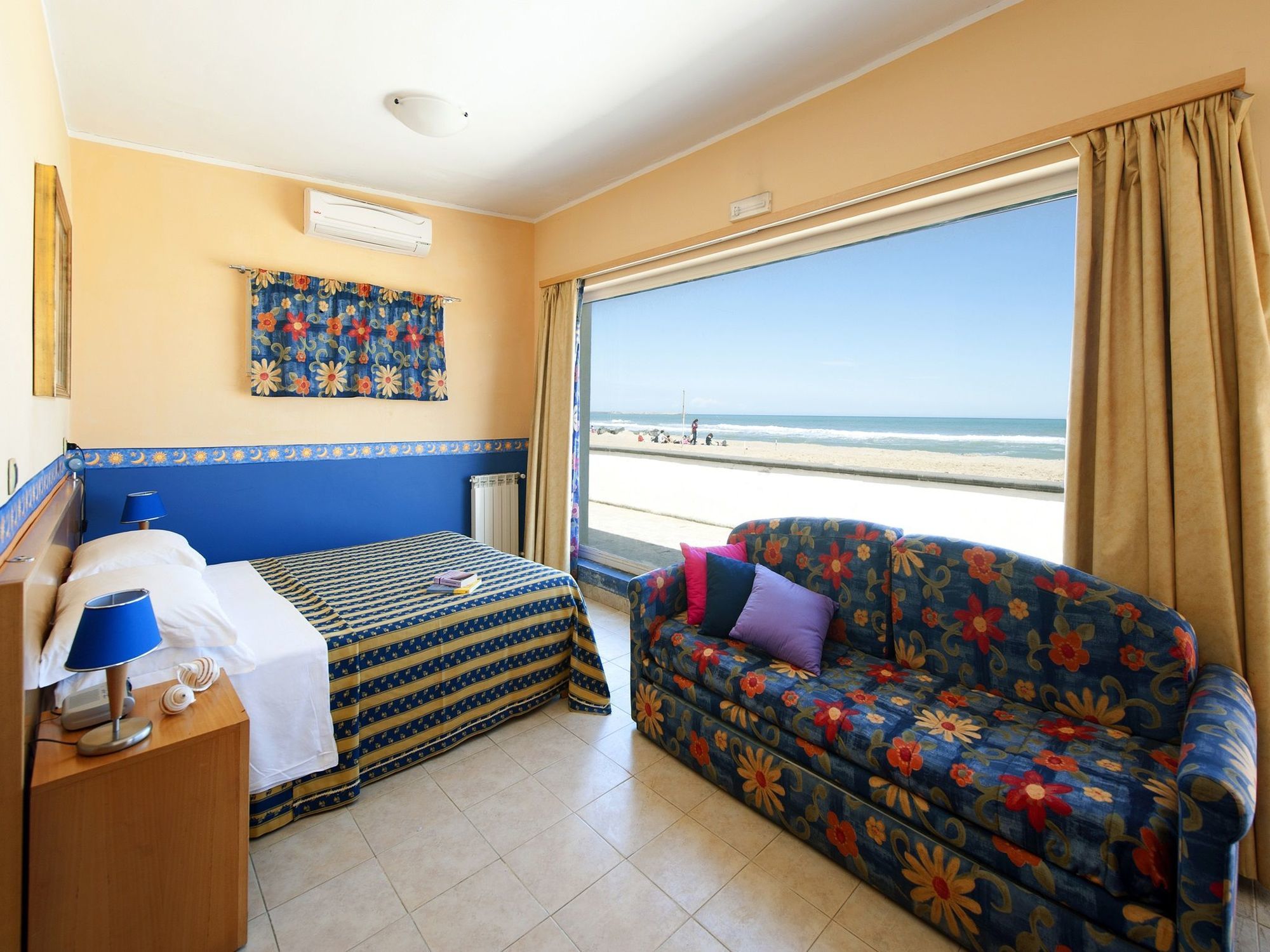 Villaggio Internazionale La Plaja 3* CTA